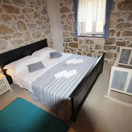 Apartment In Rustica Ljubac (Zadar)