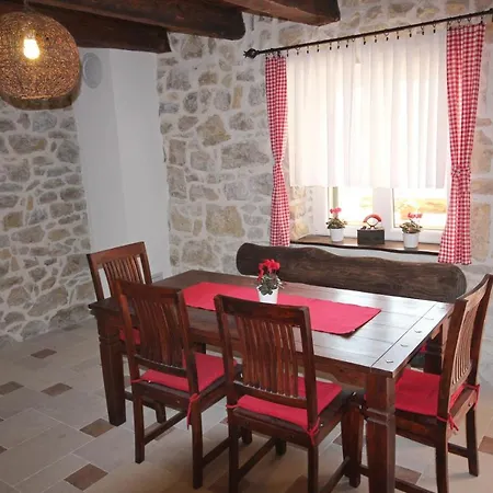 In Rustica Ljubač